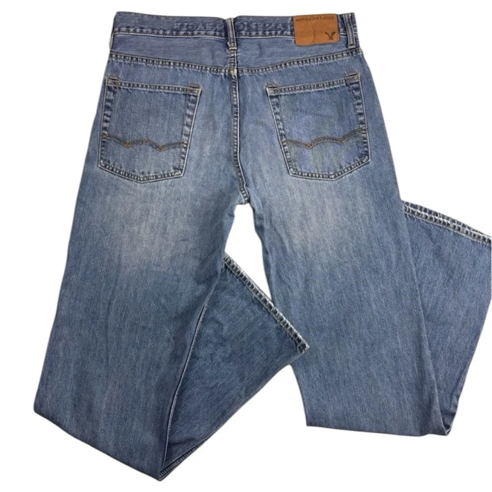 American Eagle Men’s Med Wash Lowrise Faded Whiskered Denim Jean Size 32X34